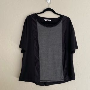 The North Face Mixed Media Boxy Workout top XL Lightweight and Comfortable